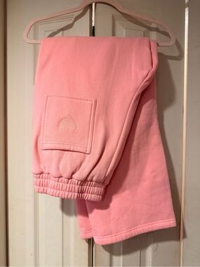 Comfrt Fleece Jogger Pants - Cozy Heart Patch
